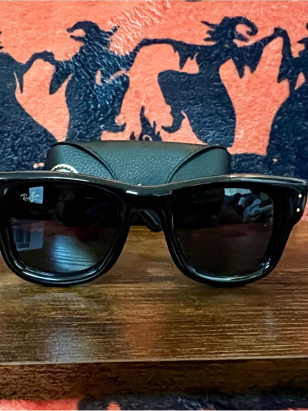 Ray-Ban Black Gloss Wayfarer puffer Sunglasses